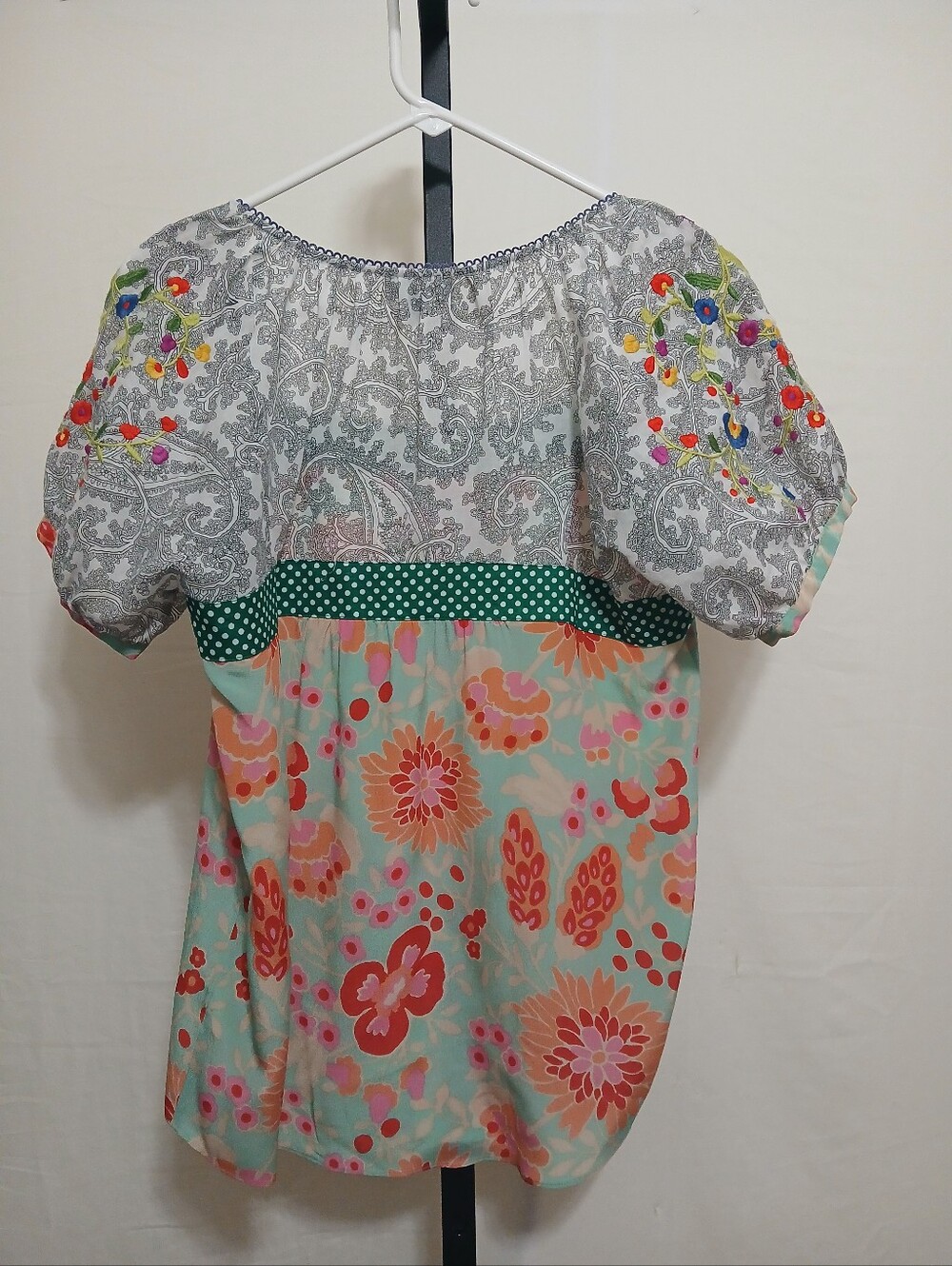 Anthropologie Archive Collection Top - Picture 4 of 4